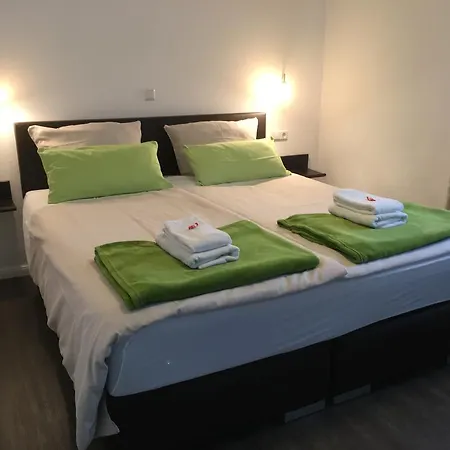 Tau-luenne ゲストハウス