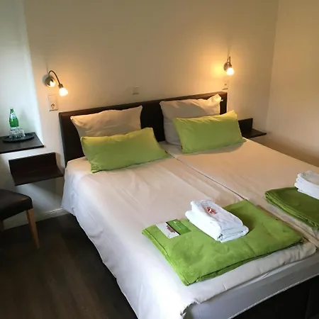 ゲストハウス Tau-luenne 3*